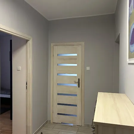 Komfortowe Pied-A-Terre 200M Od Parku Centralnego Na Parterze アパート