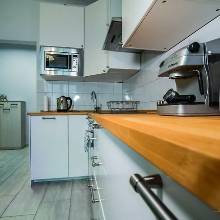 Przytulne Mieszkanie Z Wyposazona Kuchnia, 200 M Od Parku Centralnego Apartmán *